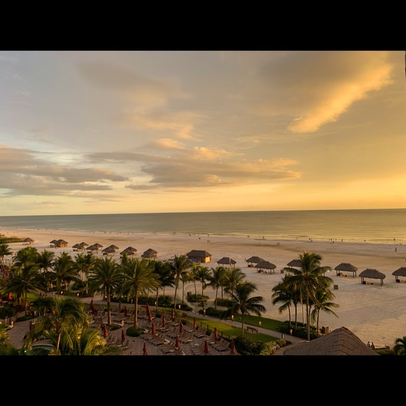 Meet your Posher, Keri - Picture 1 of 1